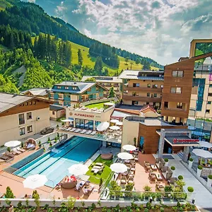 alpin-resort-reiterhof.saalbachhinterglemmhotels.com/